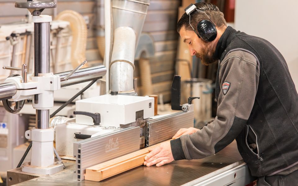 ateliers de fabrication Billards Toulet - bois usinage