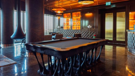 billard d'art Black Bi edition limitée Hotel Regnum The Crown Turquie Luxe - Toulet