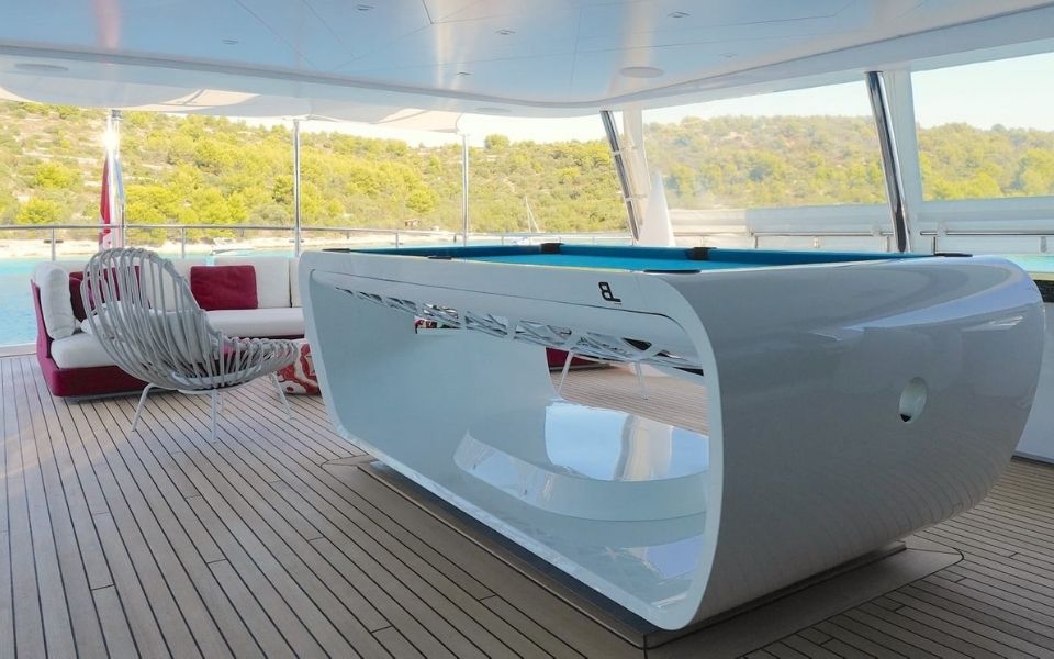 Billard haut de gamme Blacklight pour yacht de luxe - Toulet