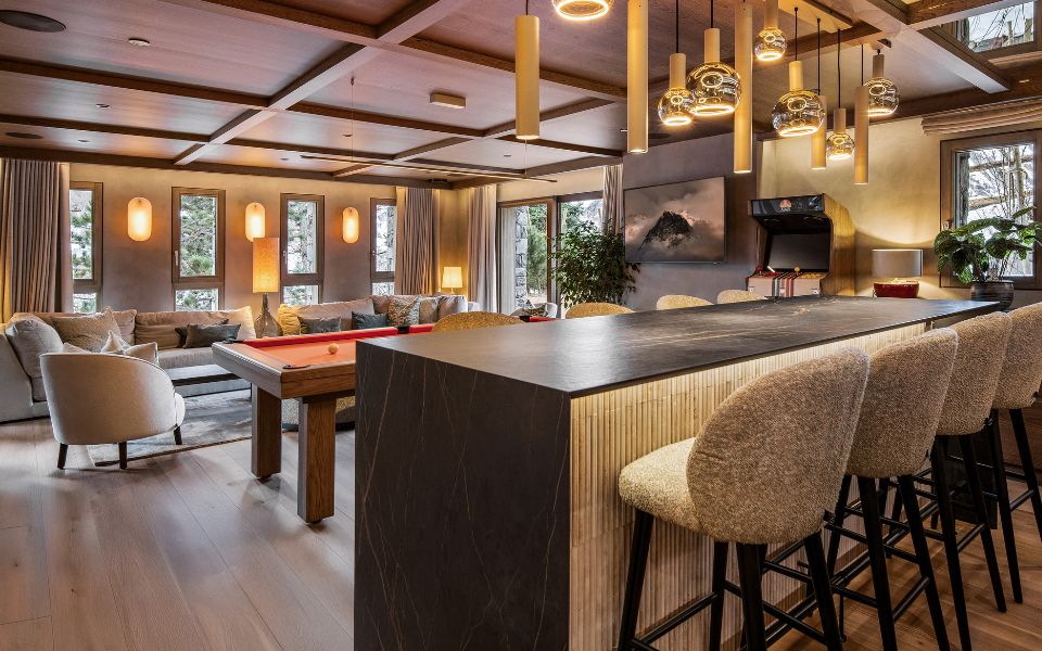chalet de luxe architecte d'intérieur billard sur mesure Broadway sur mesure Toulet