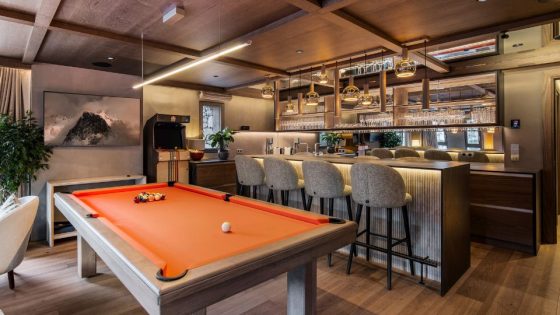 table de billard sur mesure pour chalet Broadway architecte d'intérieur Nouvel Angle Chalet Escapade Toulet